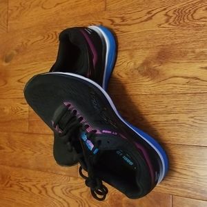 Asics GT-1000 7 Sneaker